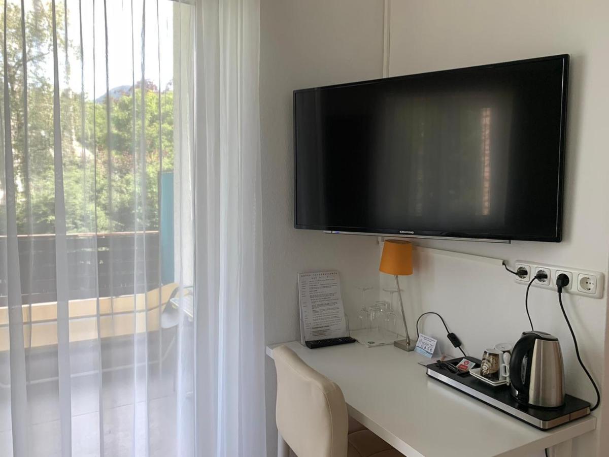 Boutique Hotel Oase バート・イシュル エクステリア 写真