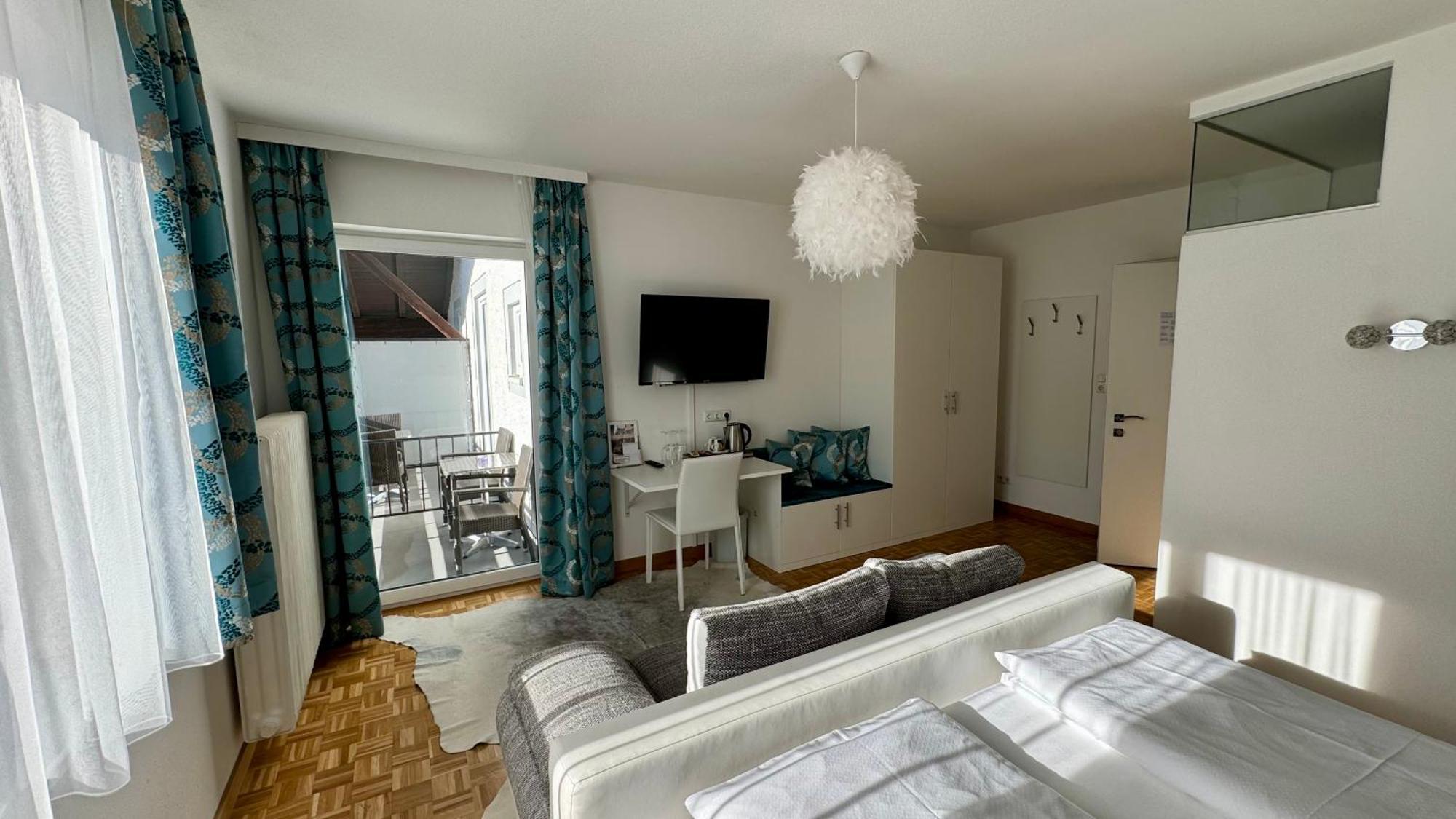 Boutique Hotel Oase バート・イシュル エクステリア 写真