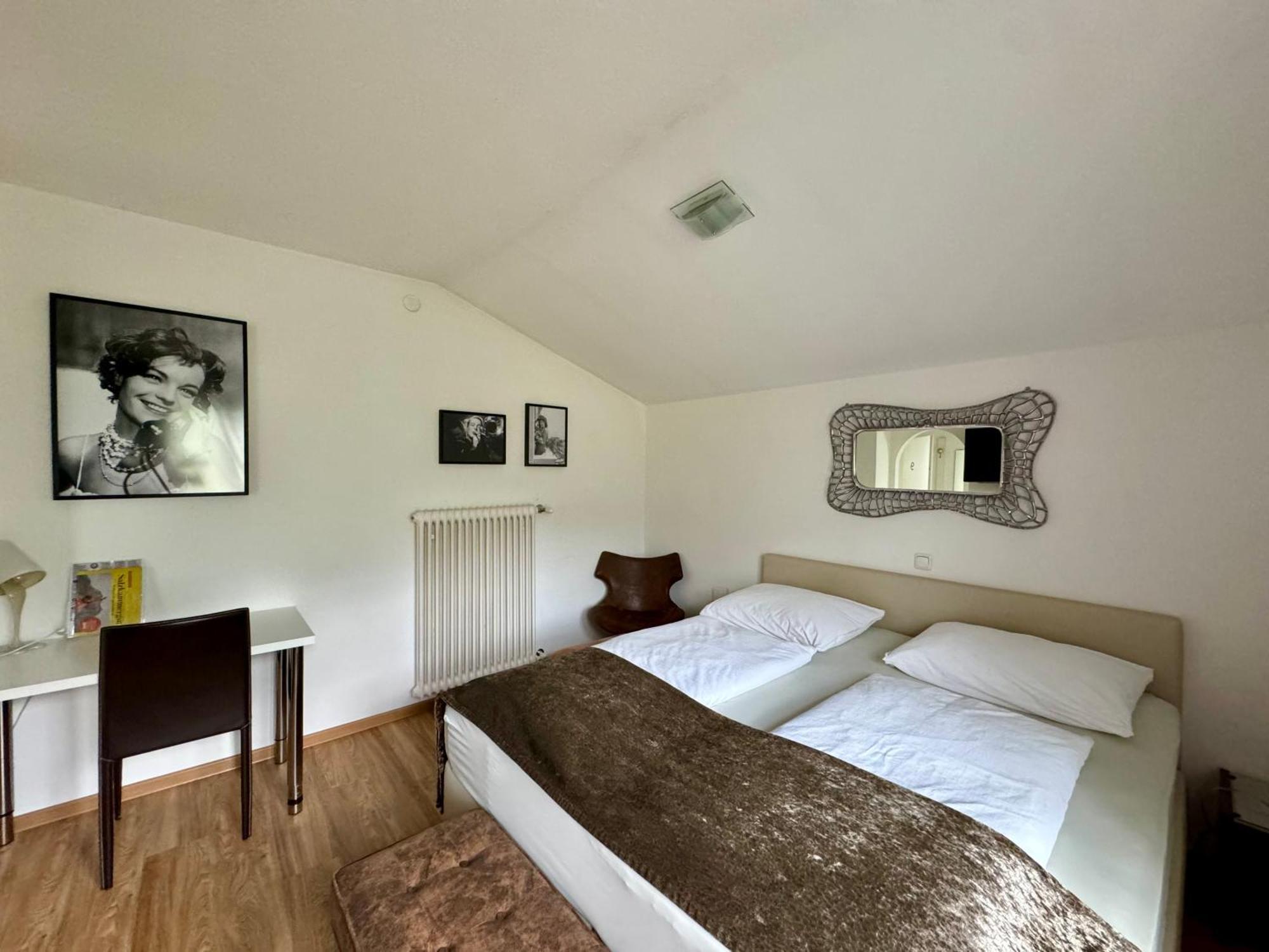 Boutique Hotel Oase バート・イシュル エクステリア 写真