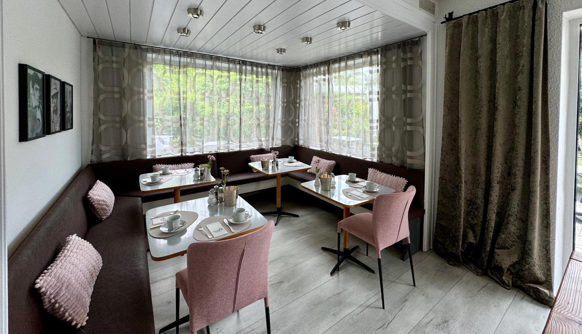 Boutique Hotel Oase バート・イシュル エクステリア 写真