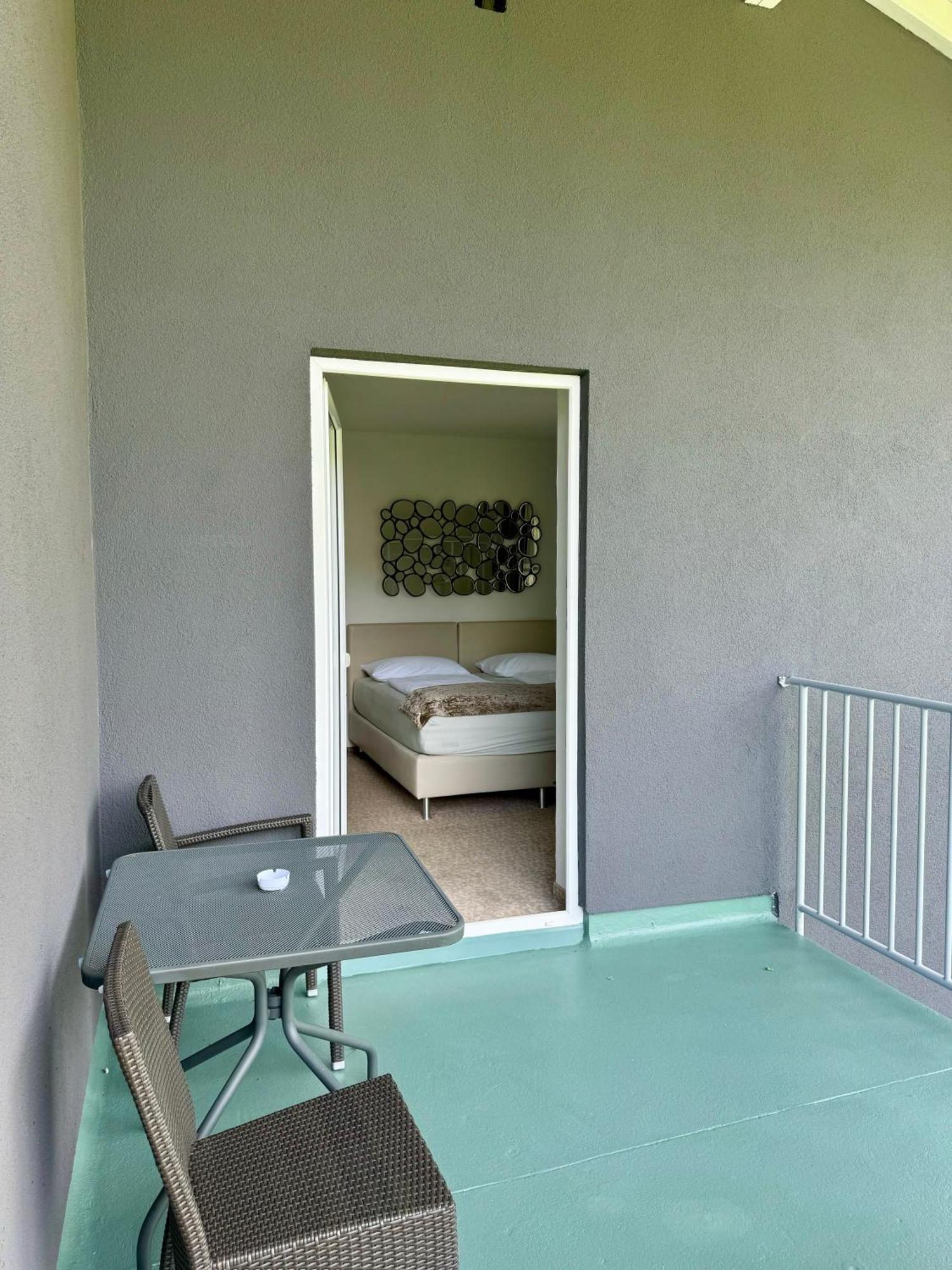 Boutique Hotel Oase バート・イシュル エクステリア 写真