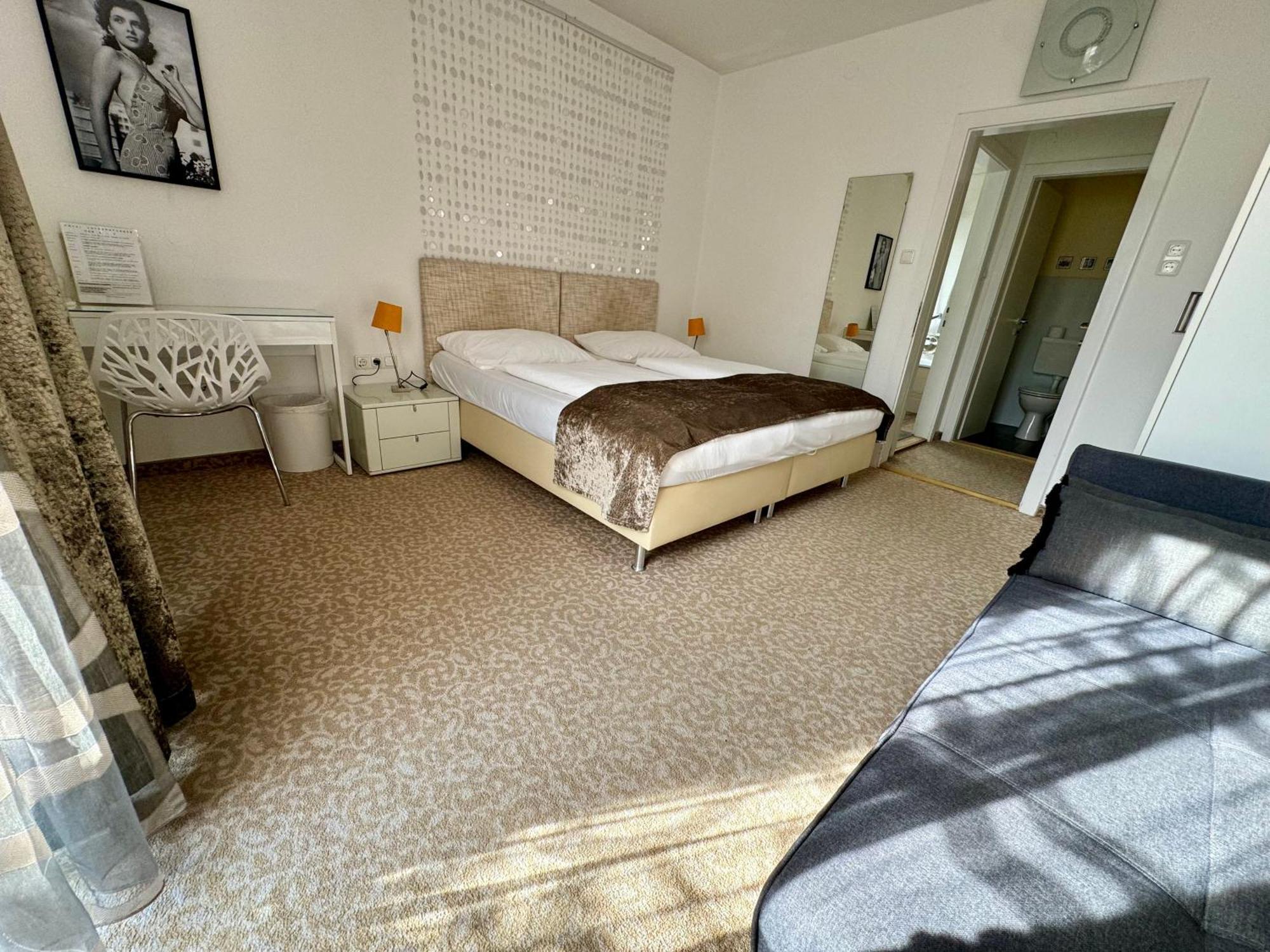 Boutique Hotel Oase バート・イシュル エクステリア 写真