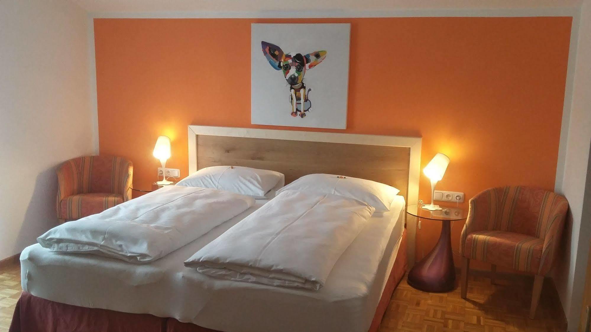 Boutique Hotel Oase バート・イシュル エクステリア 写真